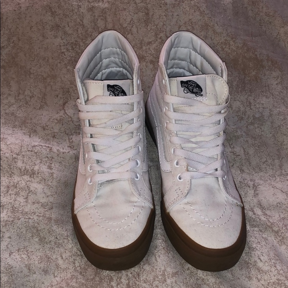 Women’s Vans Sk8 Hi Top White/Gum Size 7.5W/6M